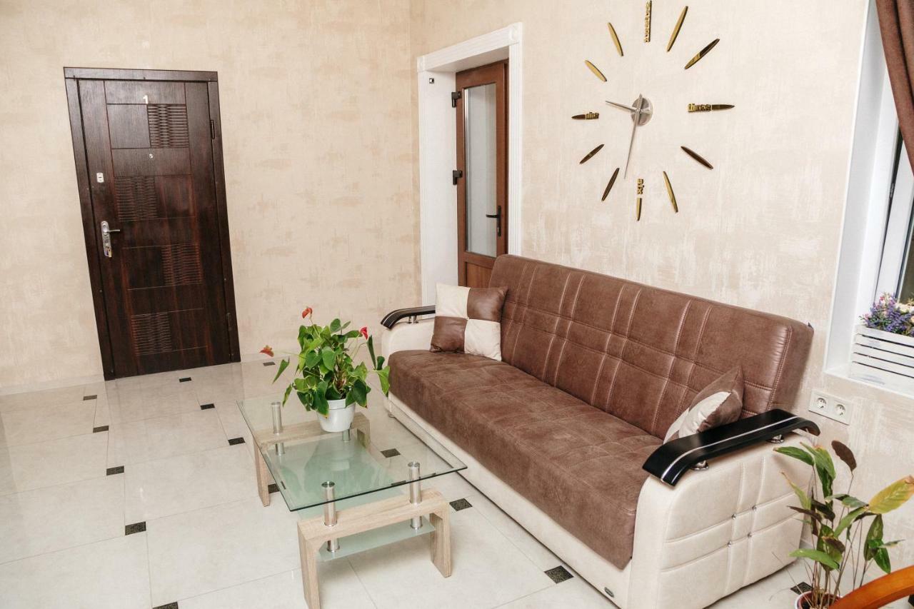 Mini Otel Cozy Patio Одесса Экстерьер фото